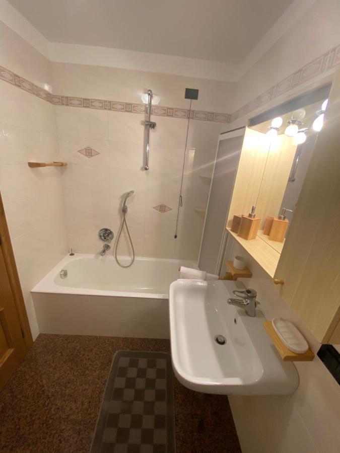 Appartement Domus Alpina à Bormio Extérieur photo